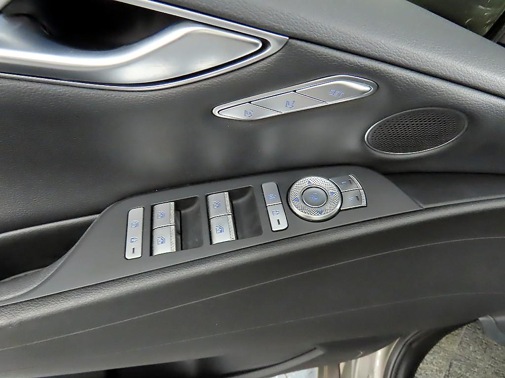 Genesis G80 - Vista 11