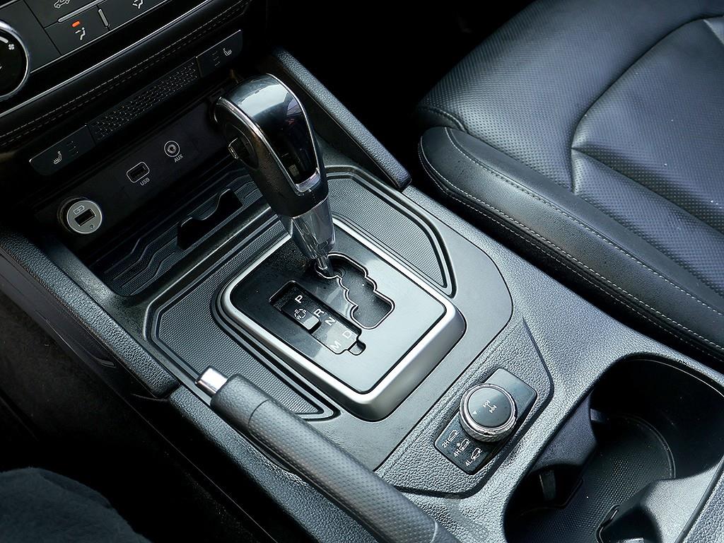 Ssangyong Rexton 2018 Gris - Importación desde Corea - HF Imports Iquique - Foto 7