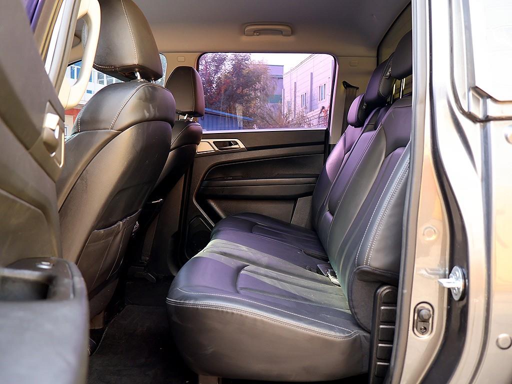 Ssangyong Rexton 2018 Gris - Importación desde Corea - HF Imports Iquique - Foto 13