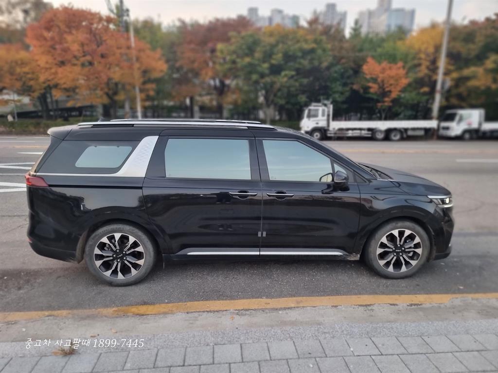 KIA Carnival - Vista 5