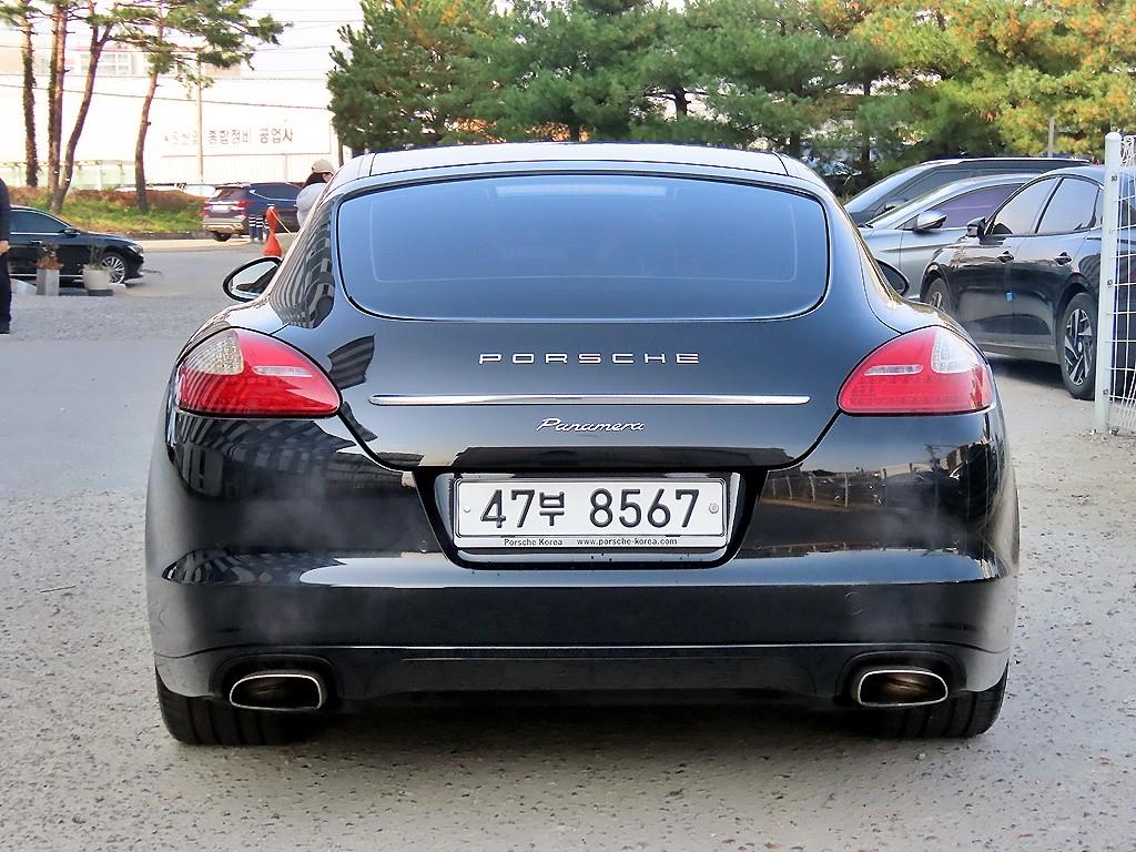 Porsche Panamera - Vista 4