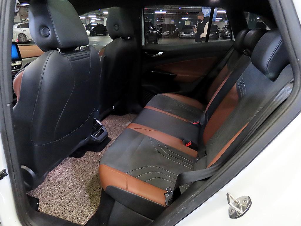 Volkswagen ID.4 - Vista 7