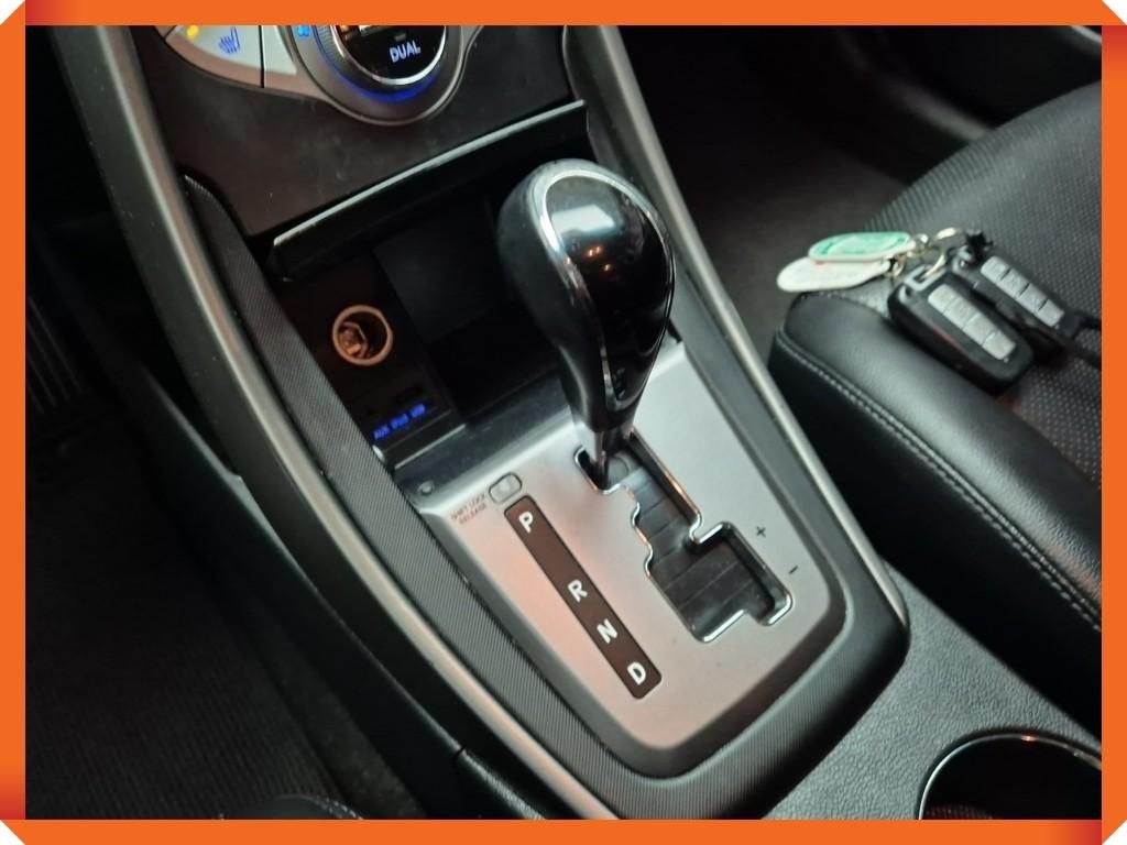 HYUNDAI Avante 2013 Gris - Importación desde Corea - HF Imports Iquique - Foto 16