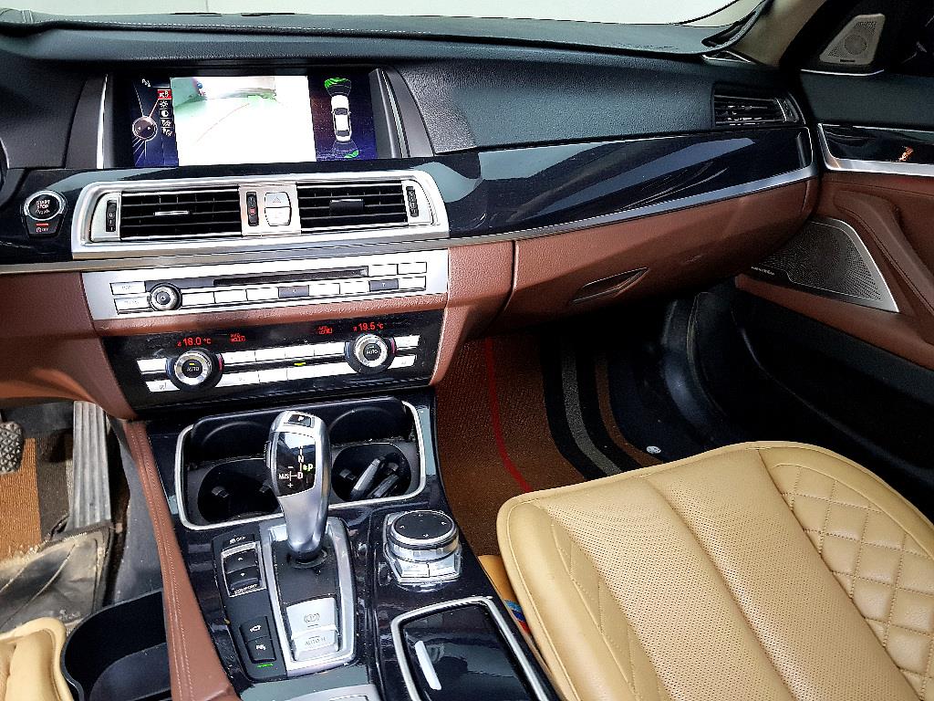 BMW 5 Series - Vista 9