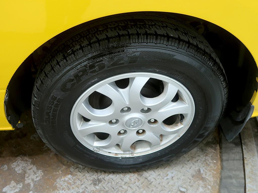 HYUNDAI Starex 2015 Amarillo - Importación desde Corea - HF Imports Iquique - Foto 8