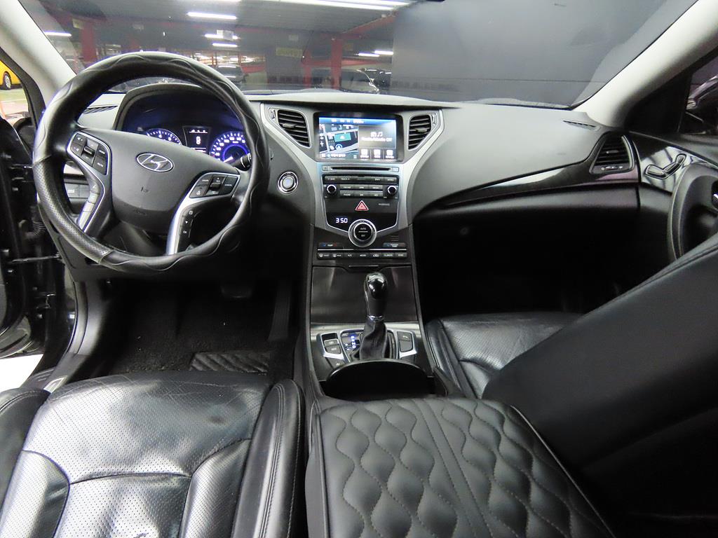 HYUNDAI Grandeur - Vista 7