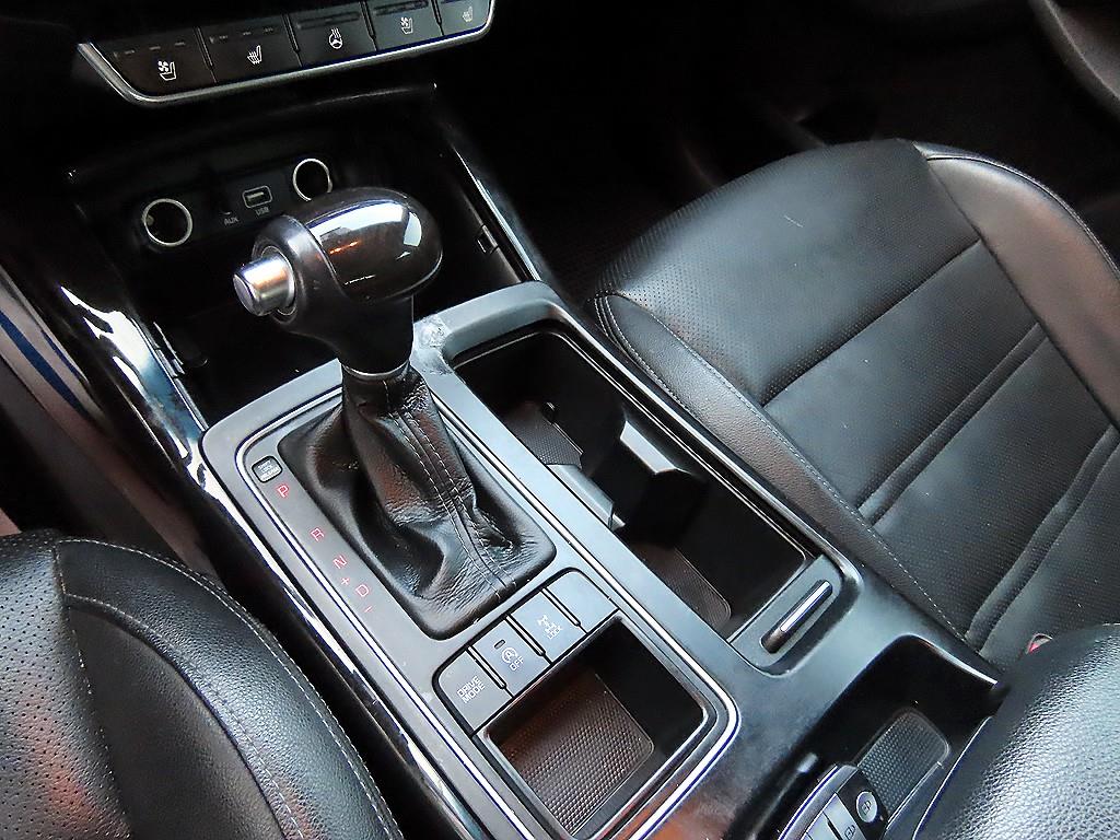 KIA Sorento - Vista 10