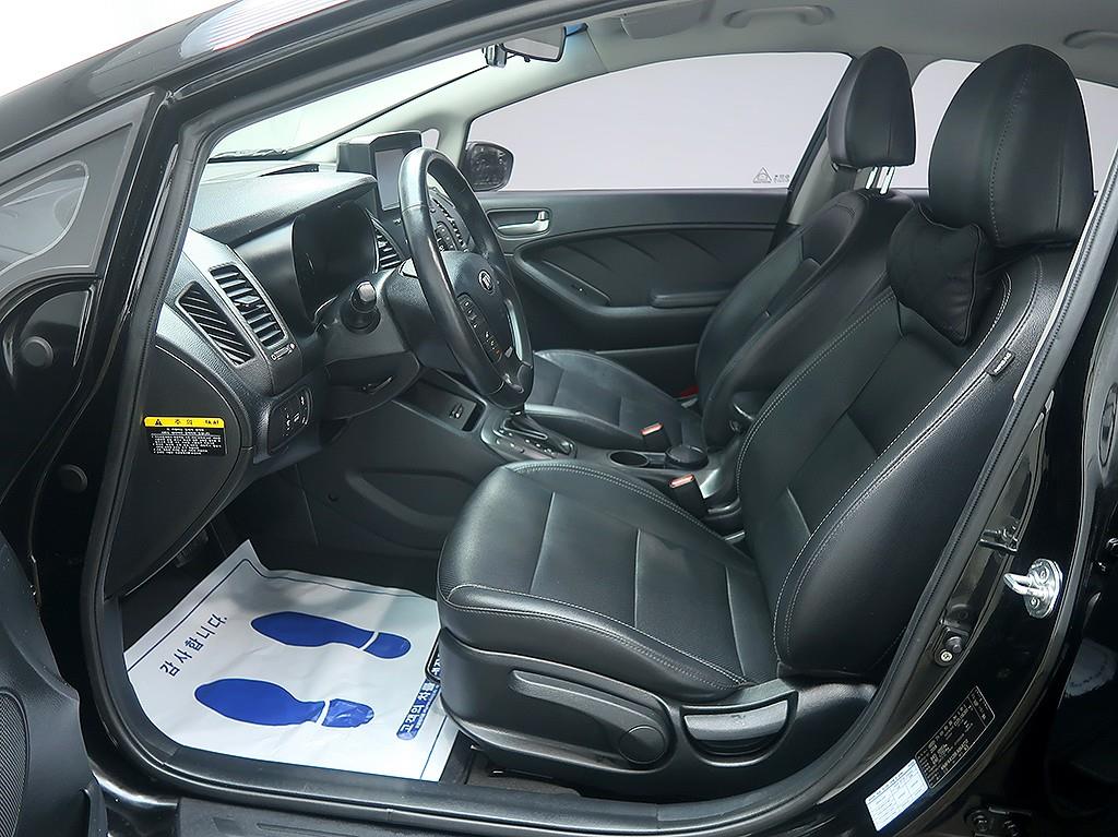 KIA K3 2014 Negro - Importación desde Corea - HF Imports Iquique - Foto 11