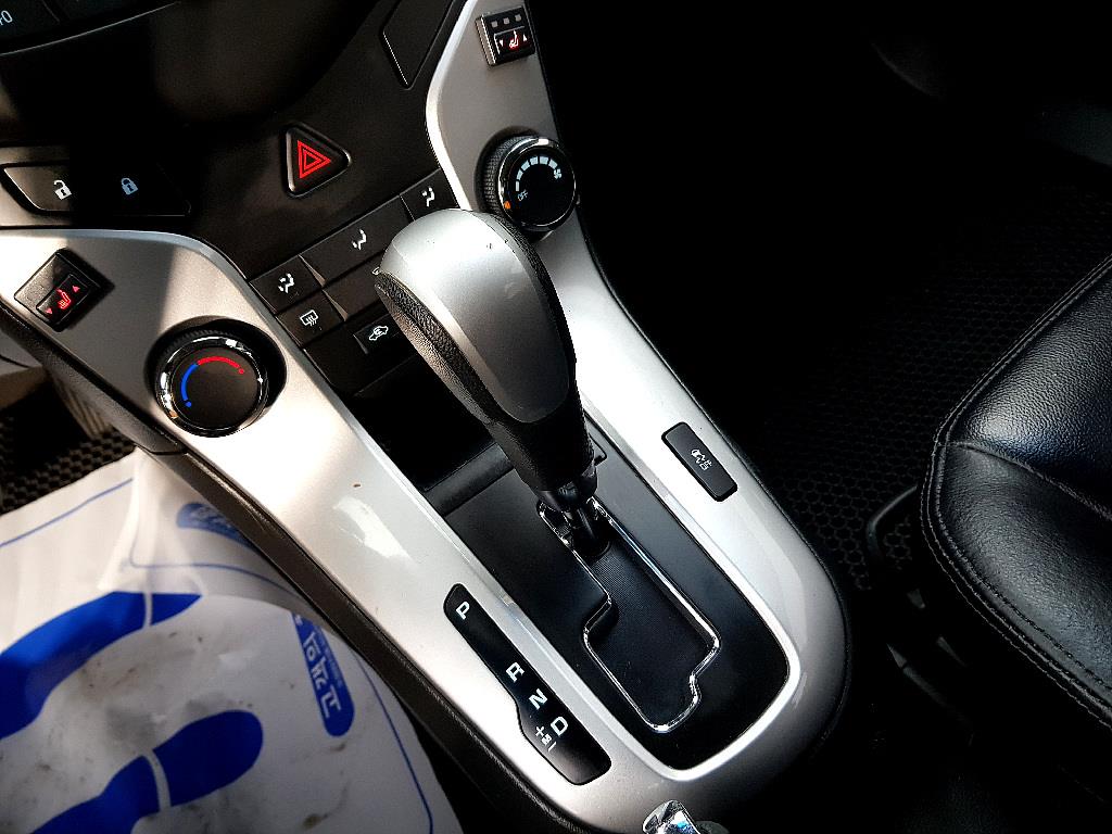 Chevrolet Cruise 2014 Negro - Importación desde Corea - HF Imports Iquique - Foto 14