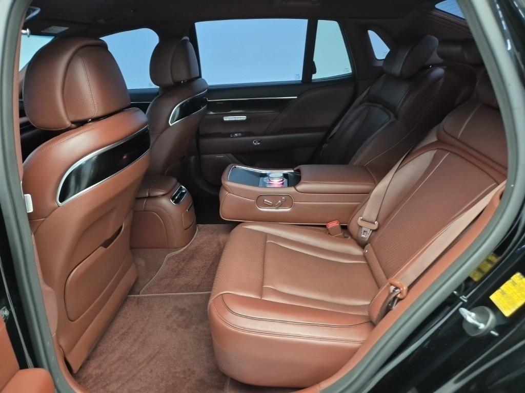 Genesis G90 2022 Negro - Importación desde Corea - HF Imports Iquique - Foto 13