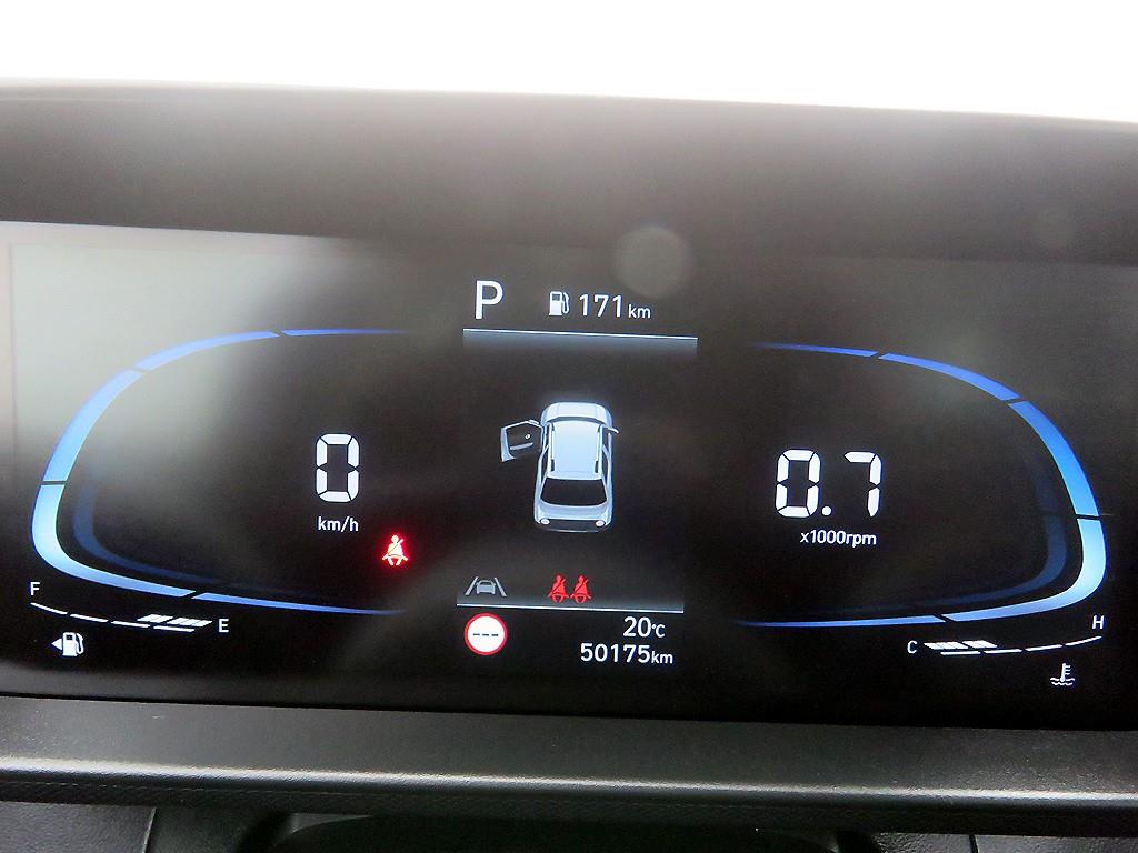 HYUNDAI Casper - Vista 12