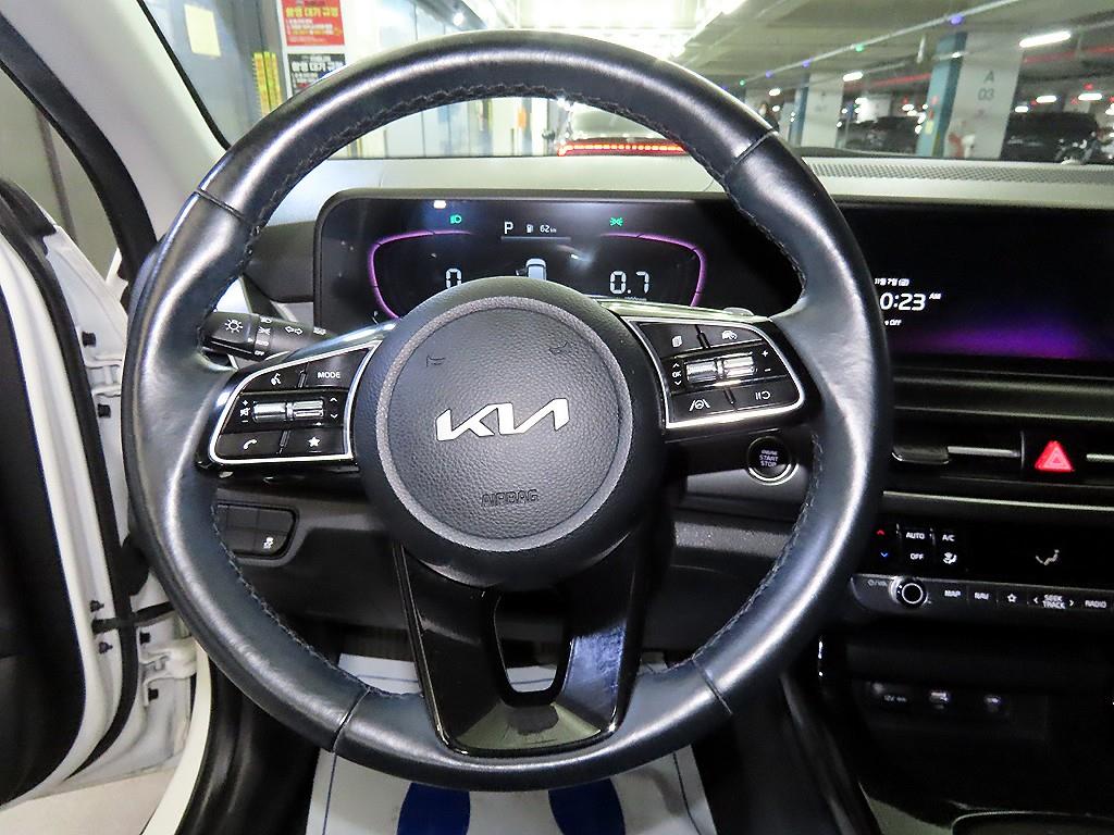 KIA Seltos - Vista 8