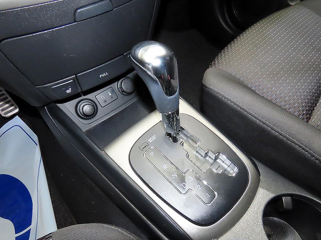 HYUNDAI i30 - Vista 12