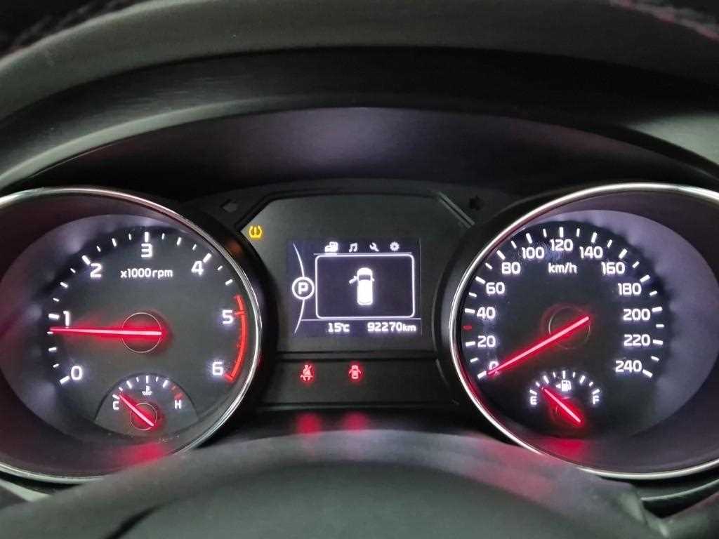 KIA Carnival - Vista 6