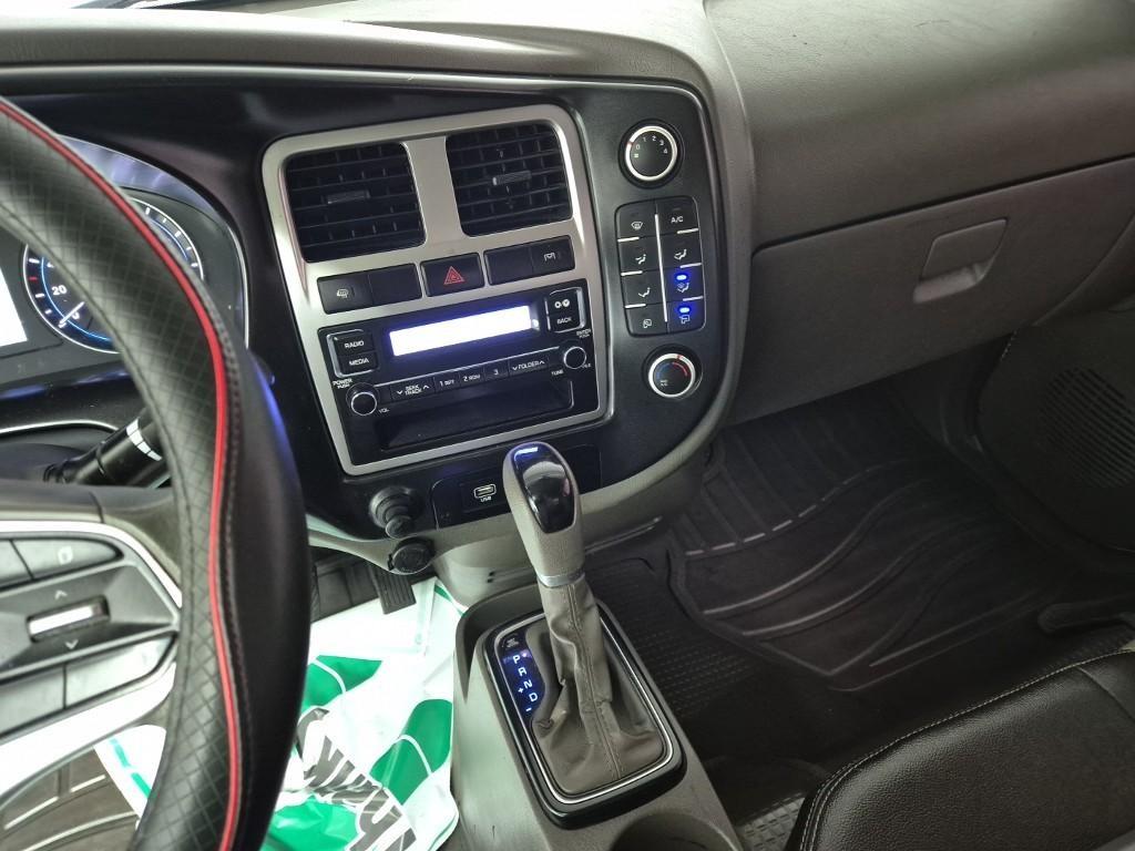Small Truck Top_Integrated Top Powergate - Vista 11