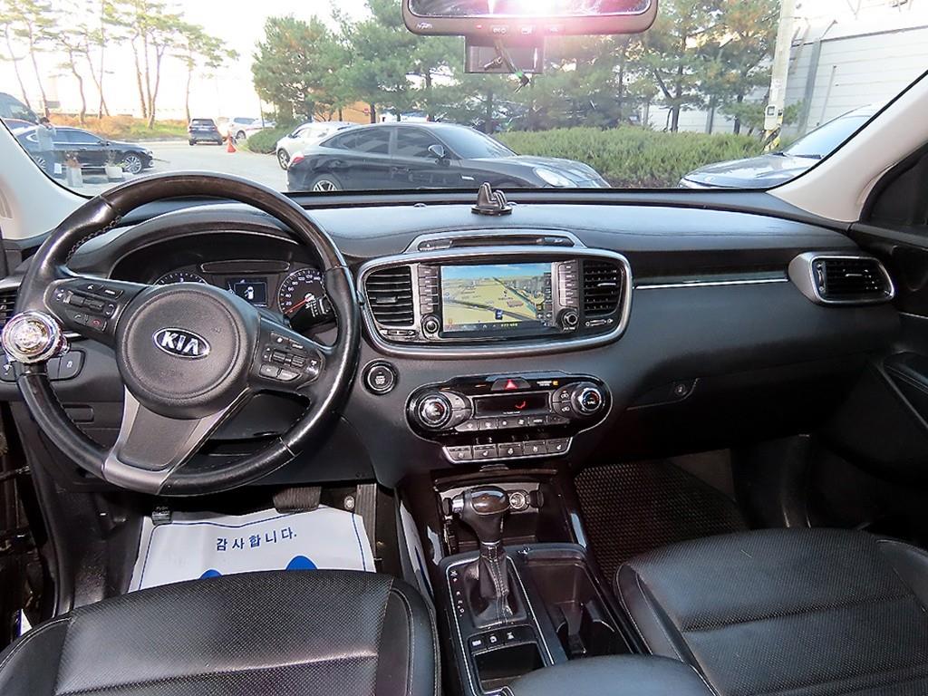 KIA Sorento - Vista 7