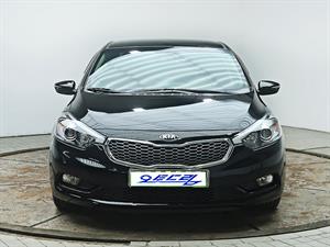 KIA K3 - Vista 4