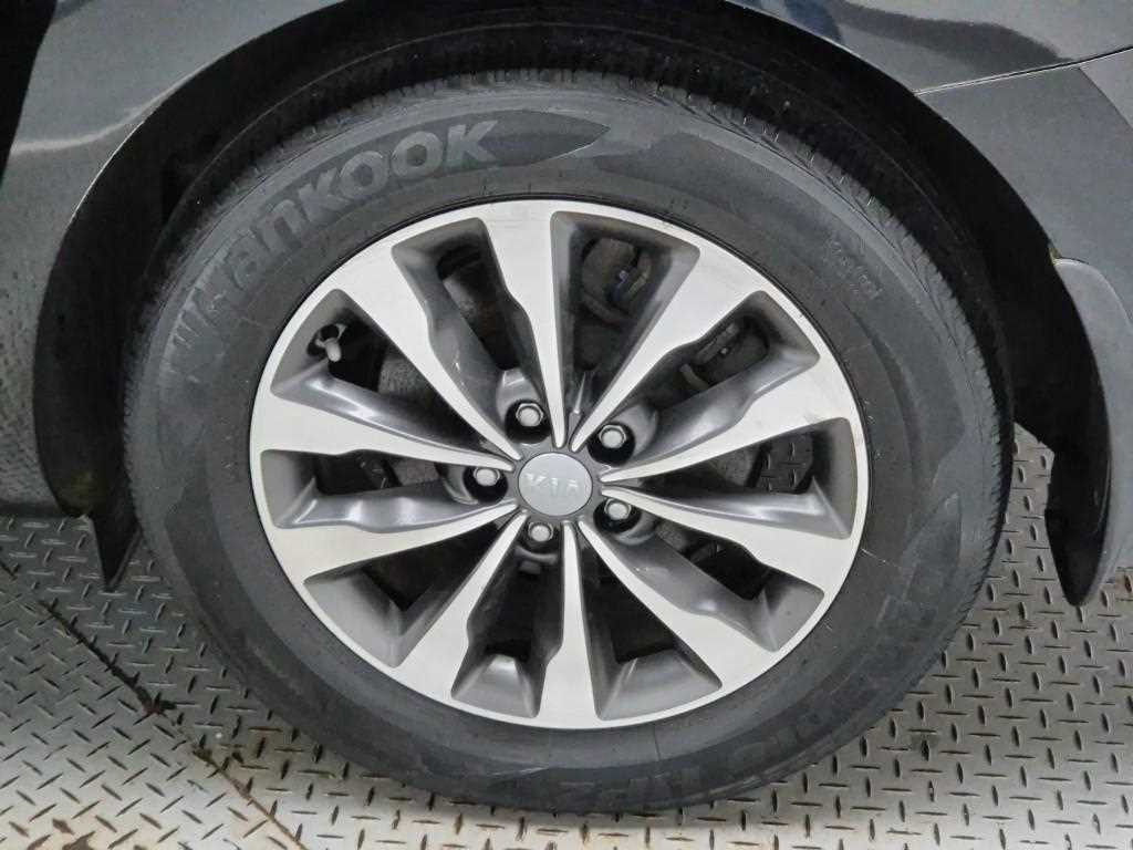 KIA Carnival 2018 Negro - Importación desde Corea - HF Imports Iquique - Foto 19