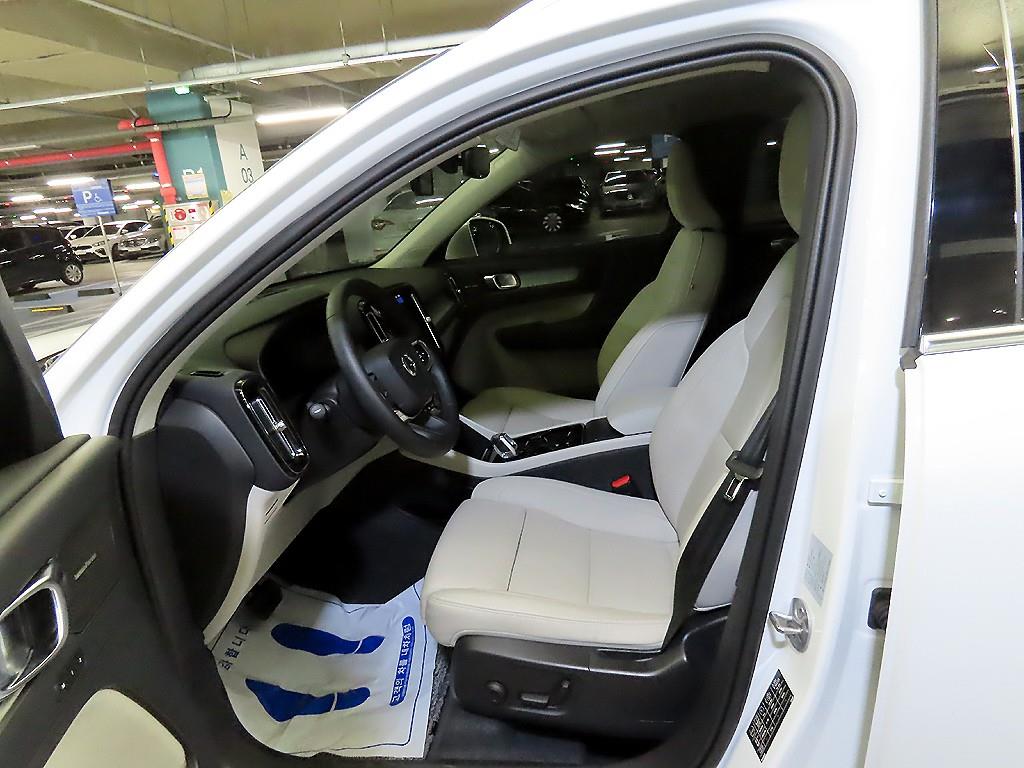 Volvo XC40 - Vista 6