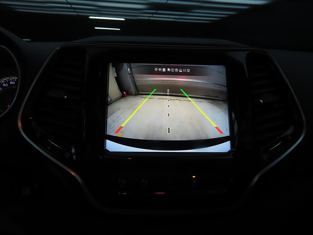 Jeep Cherokee - Vista 12