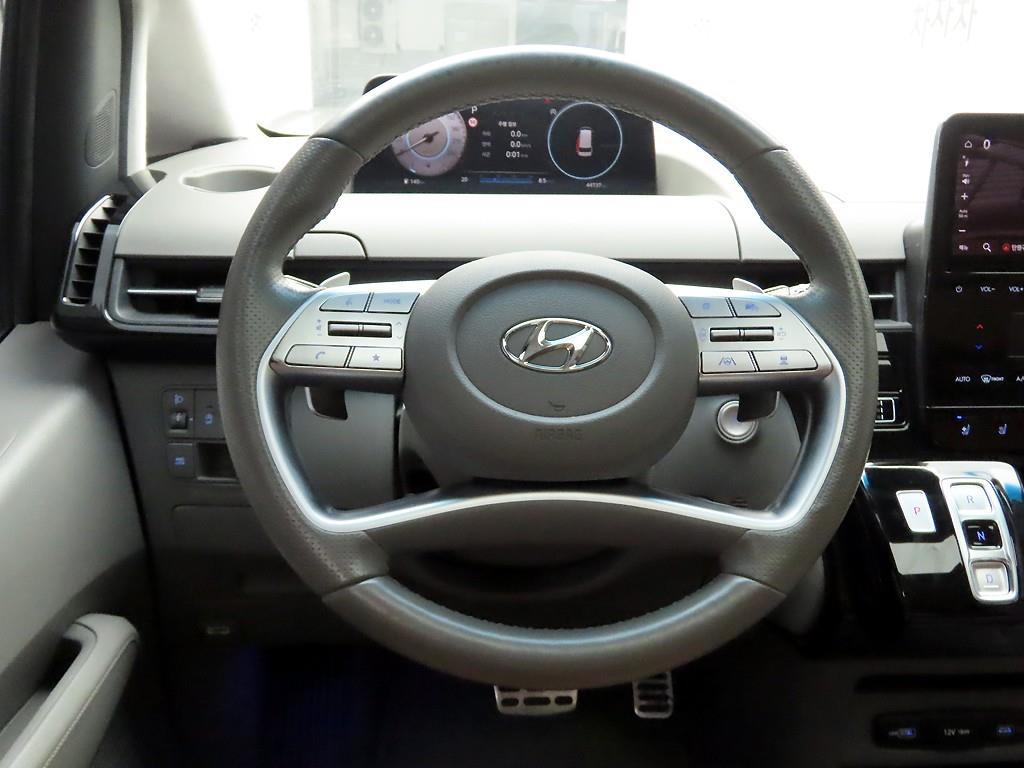 HYUNDAI Staria - Vista 7