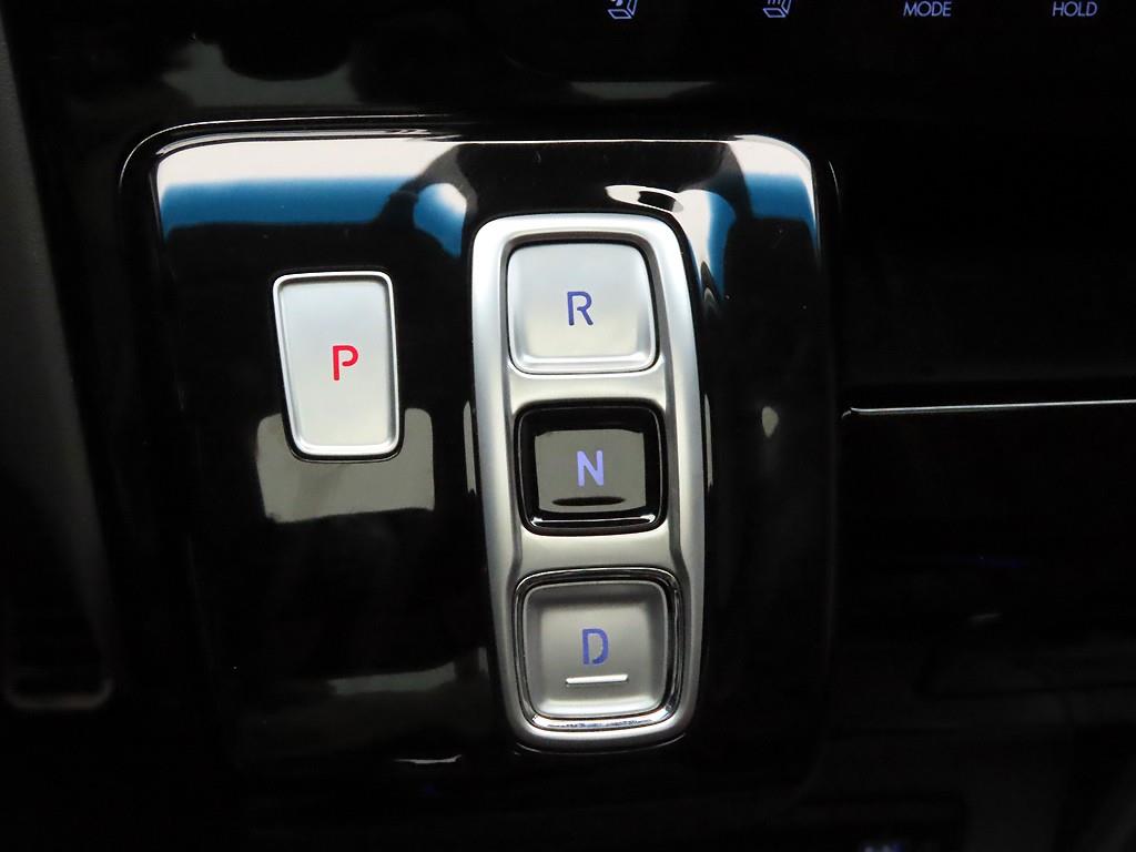 HYUNDAI Staria - Vista 9