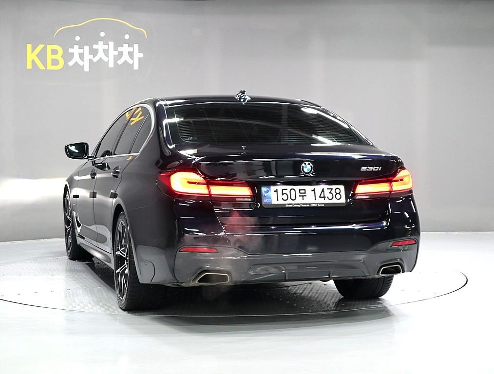 BMW 5 Series - Vista 4