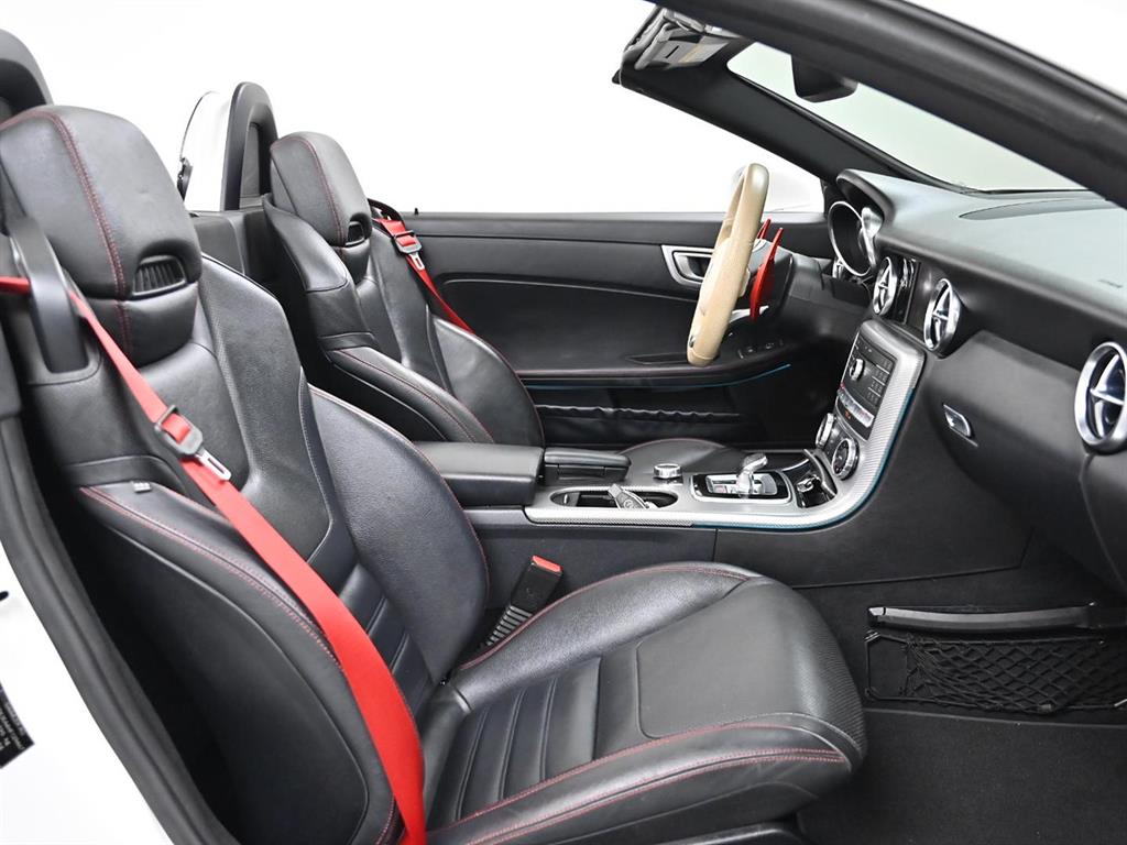 Mercedes Benz SLC Class - Vista 11