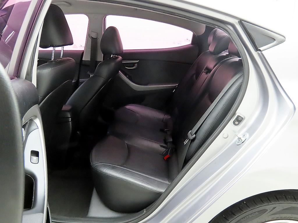 HYUNDAI Avante 2012 - Importación desde Corea - HF Imports Iquique - Foto 14