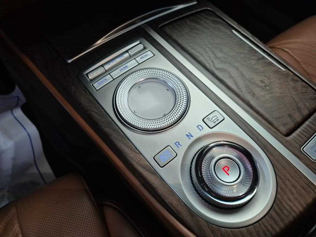 Genesis G80 - Vista 8