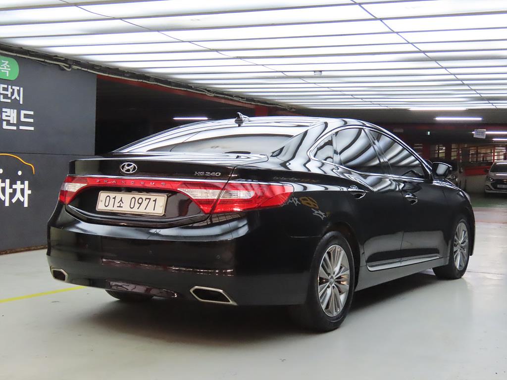 HYUNDAI Grandeur - Vista 4