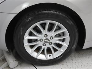 HYUNDAI Genesis - Vista 10