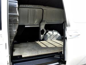 HYUNDAI Staria - Vista 12