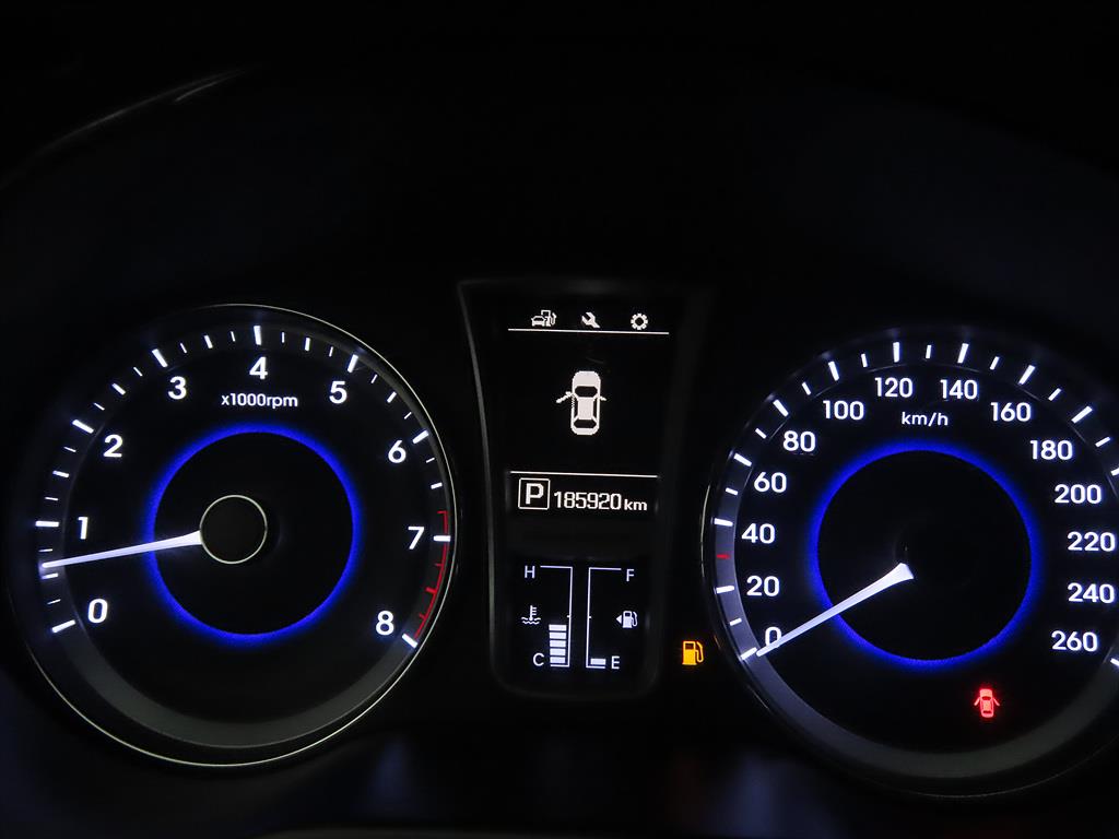 HYUNDAI Grandeur - Vista 9