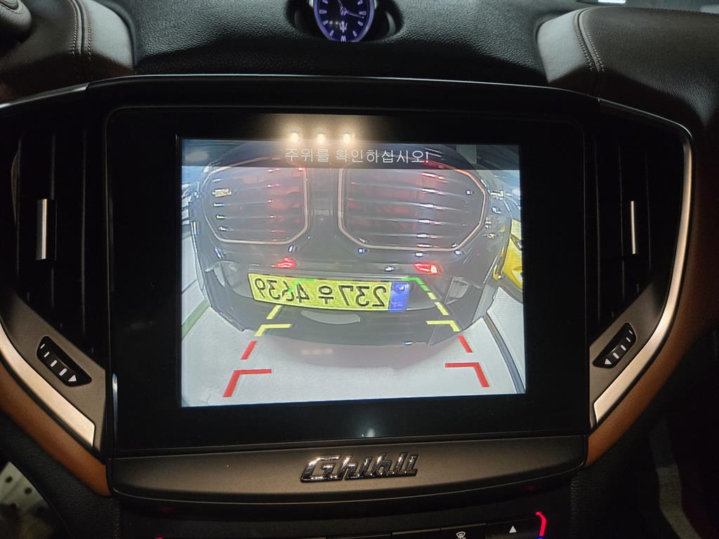 Maserati Ghibli - Vista 8