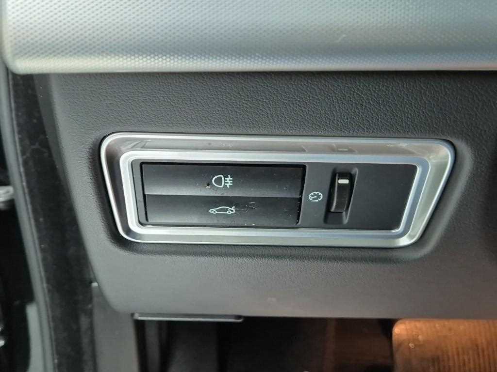 Jaguar XF 2015 Negro - Importación desde Corea - HF Imports Iquique - Foto 18