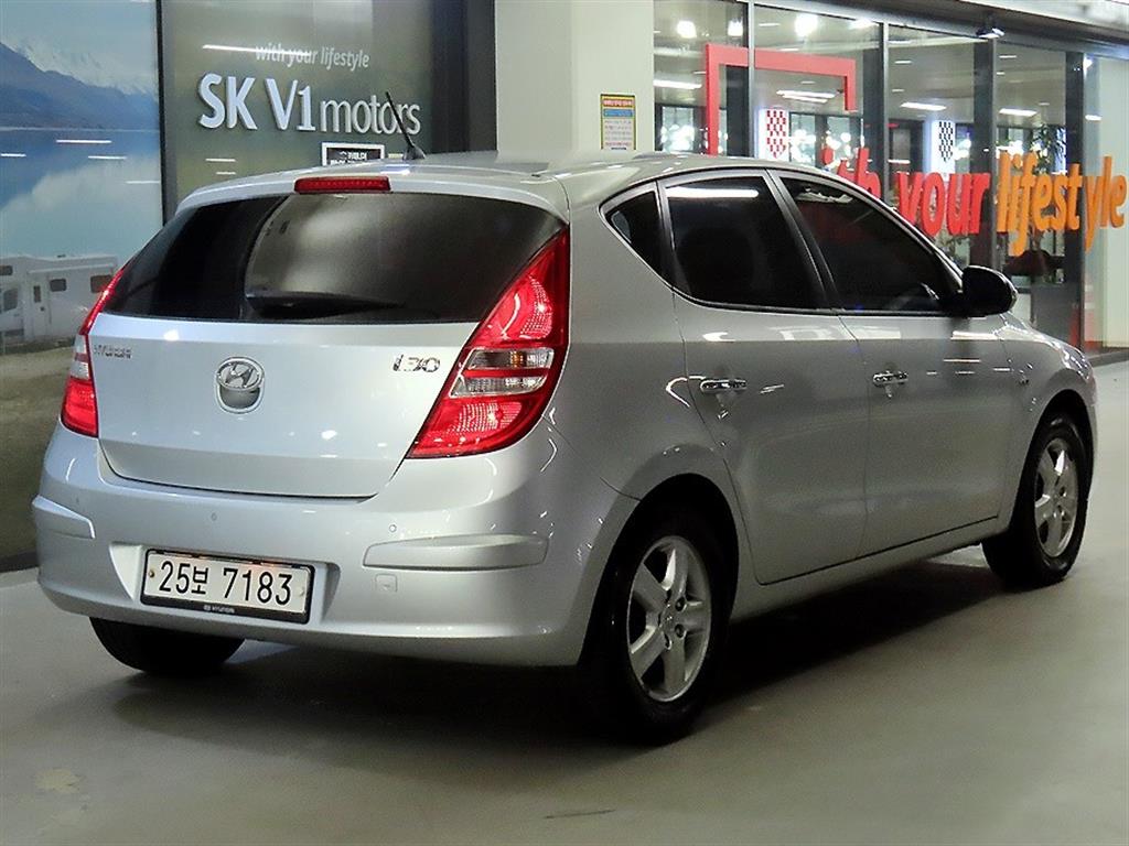 HYUNDAI i30 - Vista 4