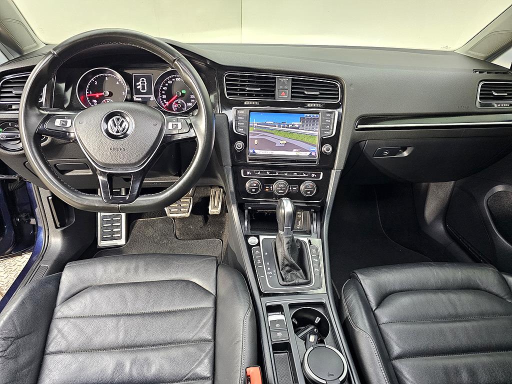 Volkswagen Golf - Vista 5