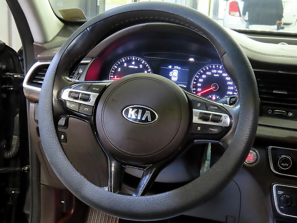KIA K7 - Vista 8