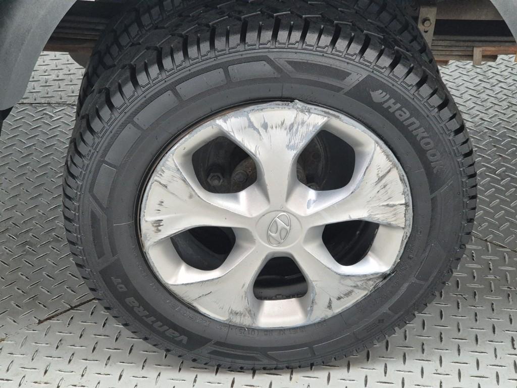 Small Truck Top_Integrated Top Powergate 2021 Blanco - Importación desde Corea - HF Imports Iquique - Foto 17