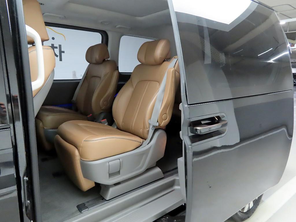 HYUNDAI Staria 2023 - Importación desde Corea - HF Imports Iquique - Foto 13