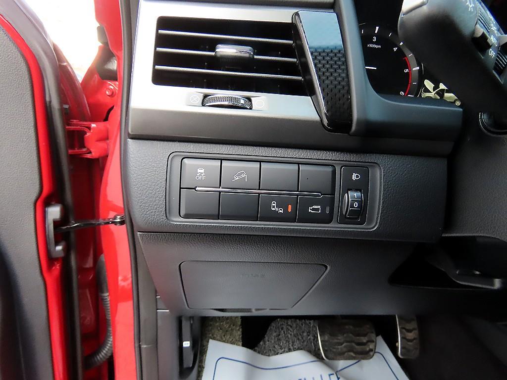 Ssangyong Rexton 2021 Rojo - Importación desde Corea - HF Imports Iquique - Foto 13