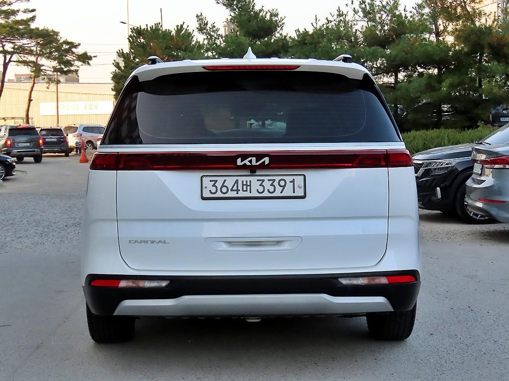 KIA Carnival - Vista 4