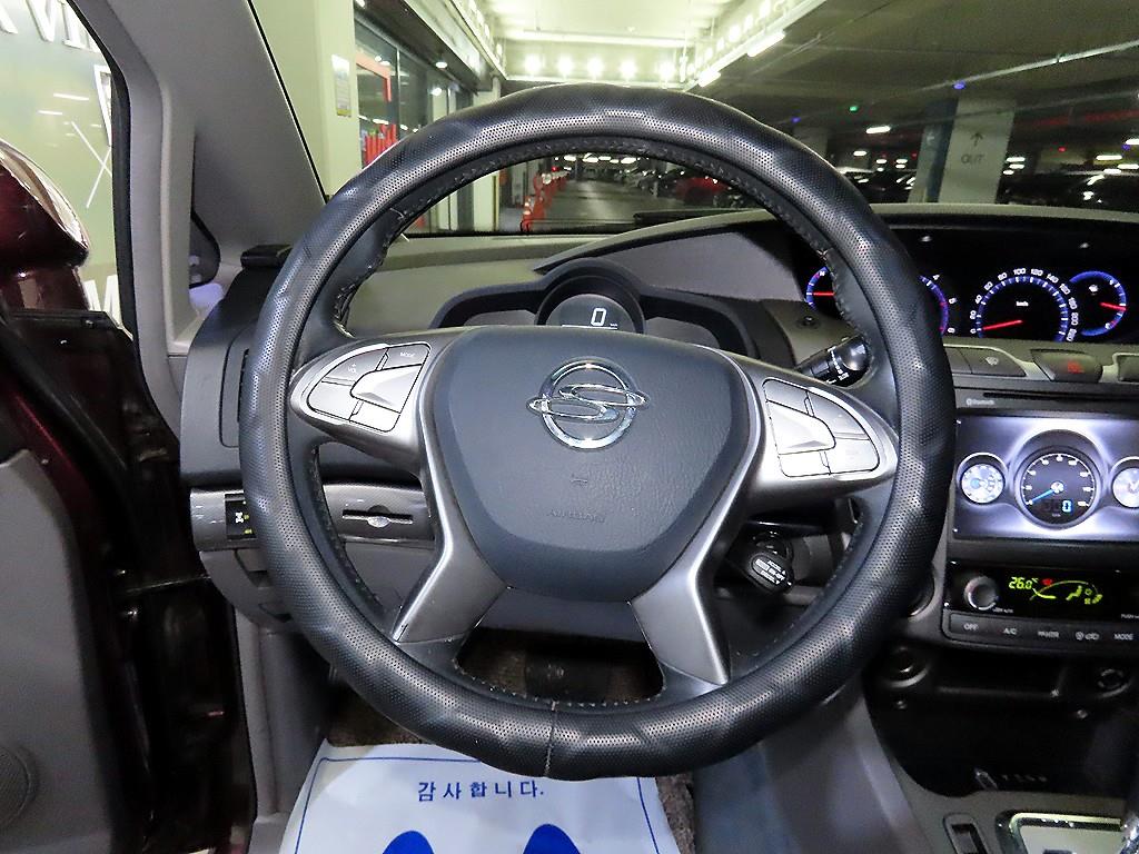 Ssangyong Korando - Vista 8