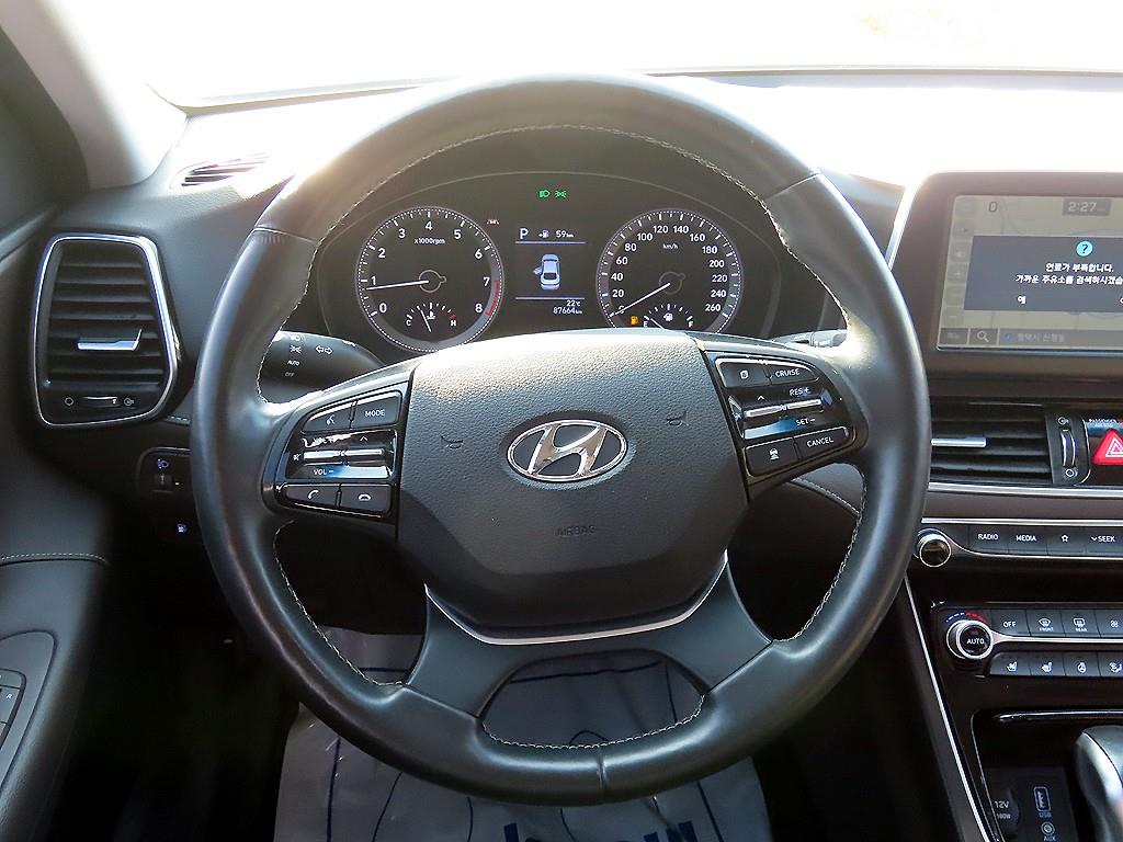 HYUNDAI Grandeur - Vista 7