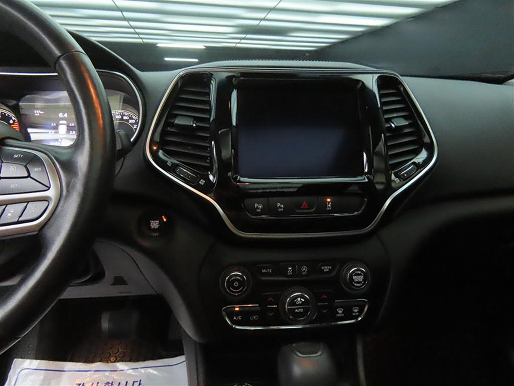 Jeep Cherokee - Vista 10