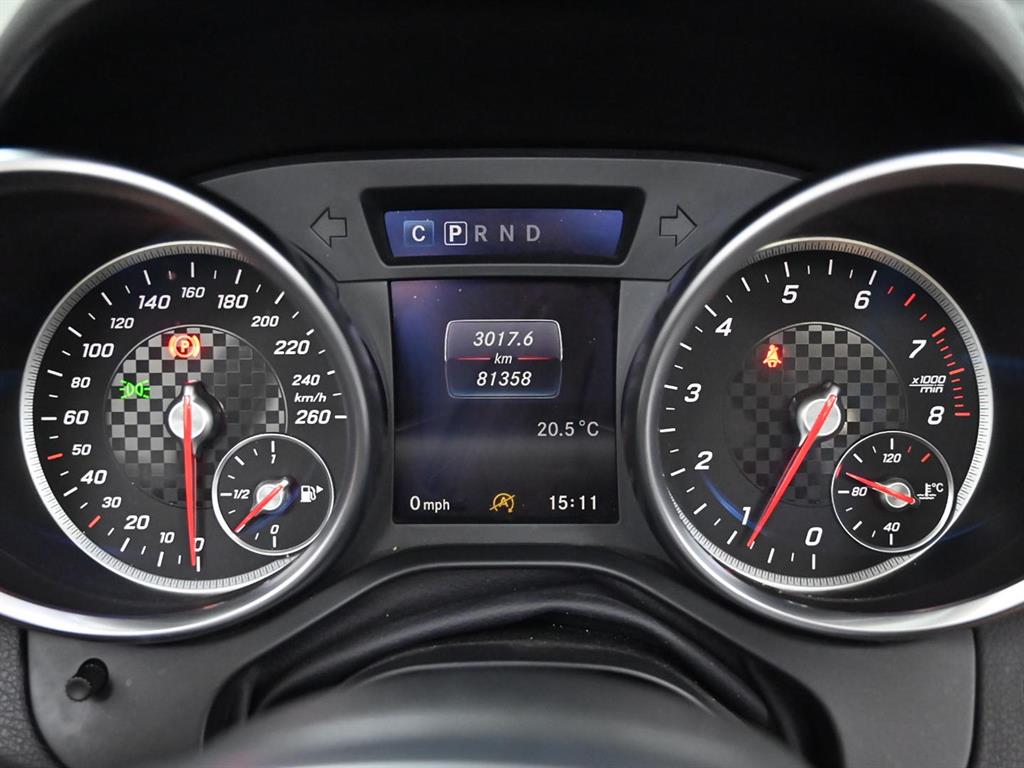 Mercedes Benz SLC Class - Vista 9