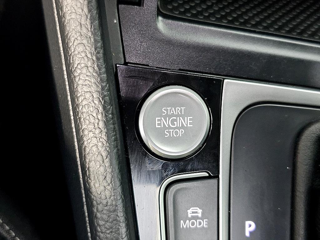 Volkswagen Golf 2016 Azul - Importación desde Corea - HF Imports Iquique - Foto 15