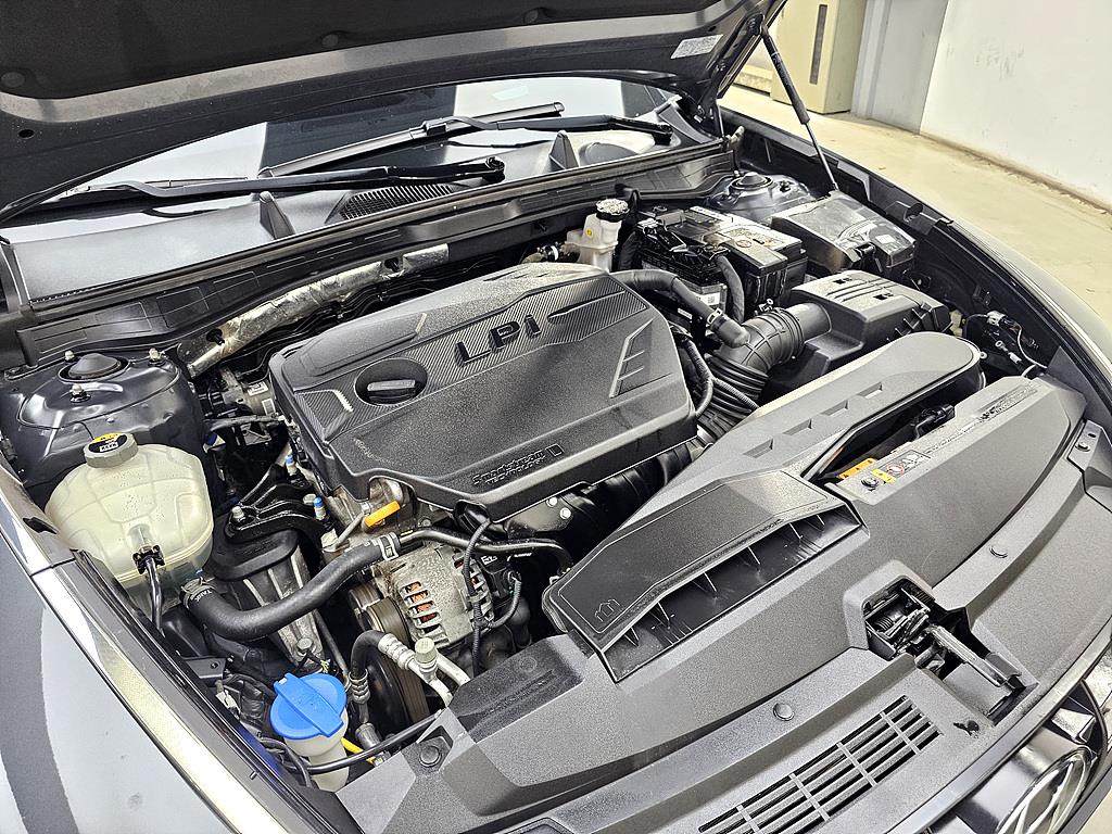 HYUNDAI Sonata - Vista 6