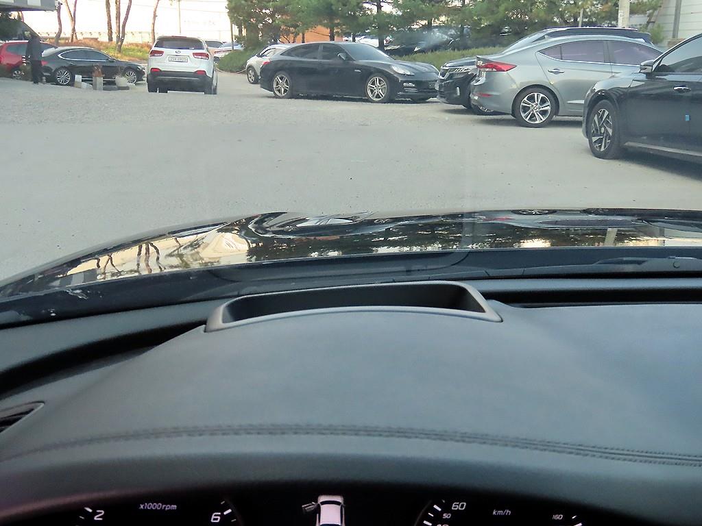 KIA Stinger - Vista 10